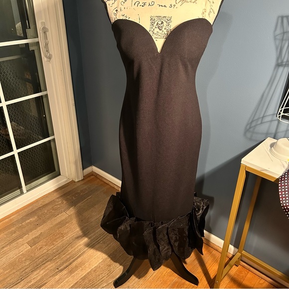 Fashion Nova Black Midi Dress - Picture 2 of 16